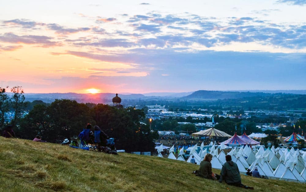 Mature-Rockers-Ruling-the-Festival-Scene-Glastonbury