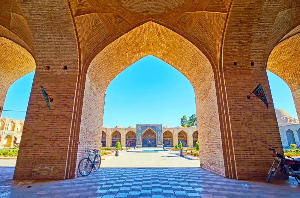 Iran Persian Palaces and Gardens – Kerman