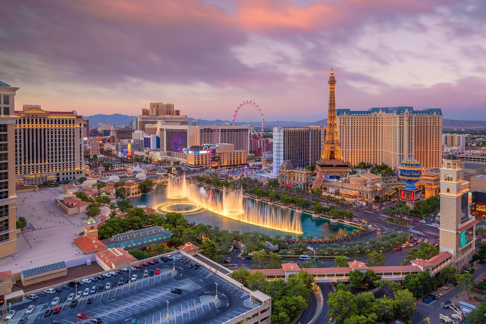 5 destinations for Valentine’s Day: Las Vegas